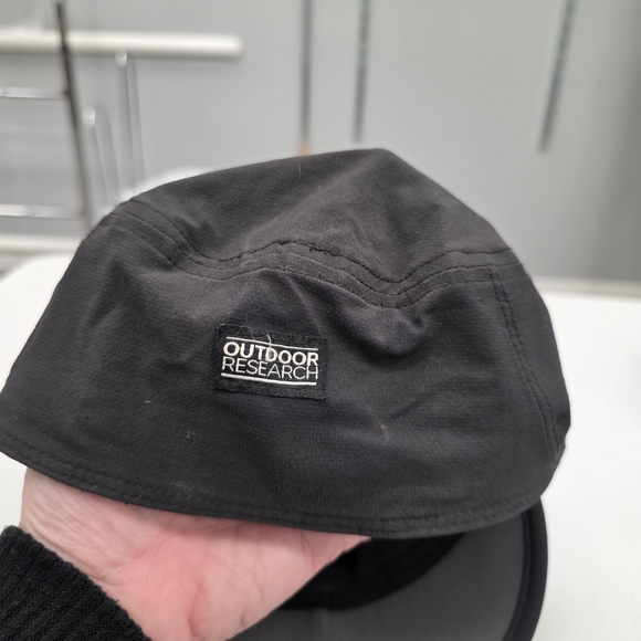 Black Outdoor Research Cap with Sword Pin - Picture 4 of 6